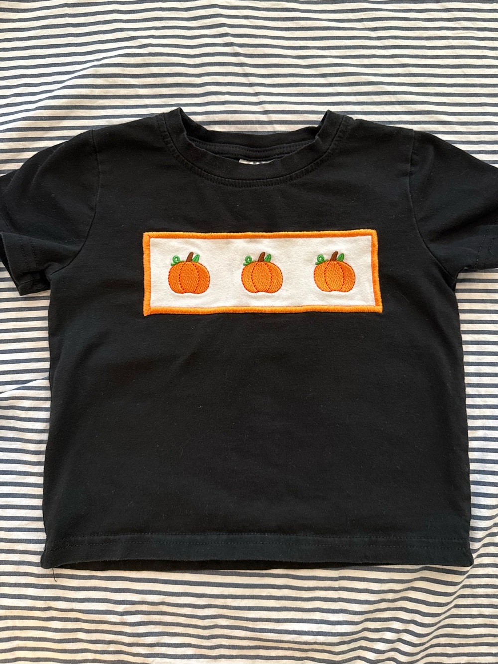 Kids Short Black Fall Pumpkin Appliqué Halloween Size 2T